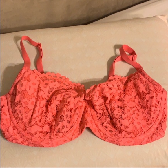 Victoria's Secret Other - Victoria’s Secret bra size 36DD Victoria's Secret Other - Victoria’s Secret bra size 36DD